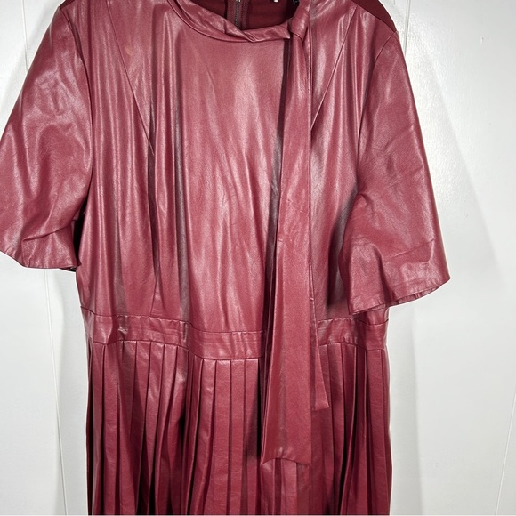 Eloquii Dark Maroon Faux Leather Short Sleeve Plus Size Dress 22 - Picture 3 of 8